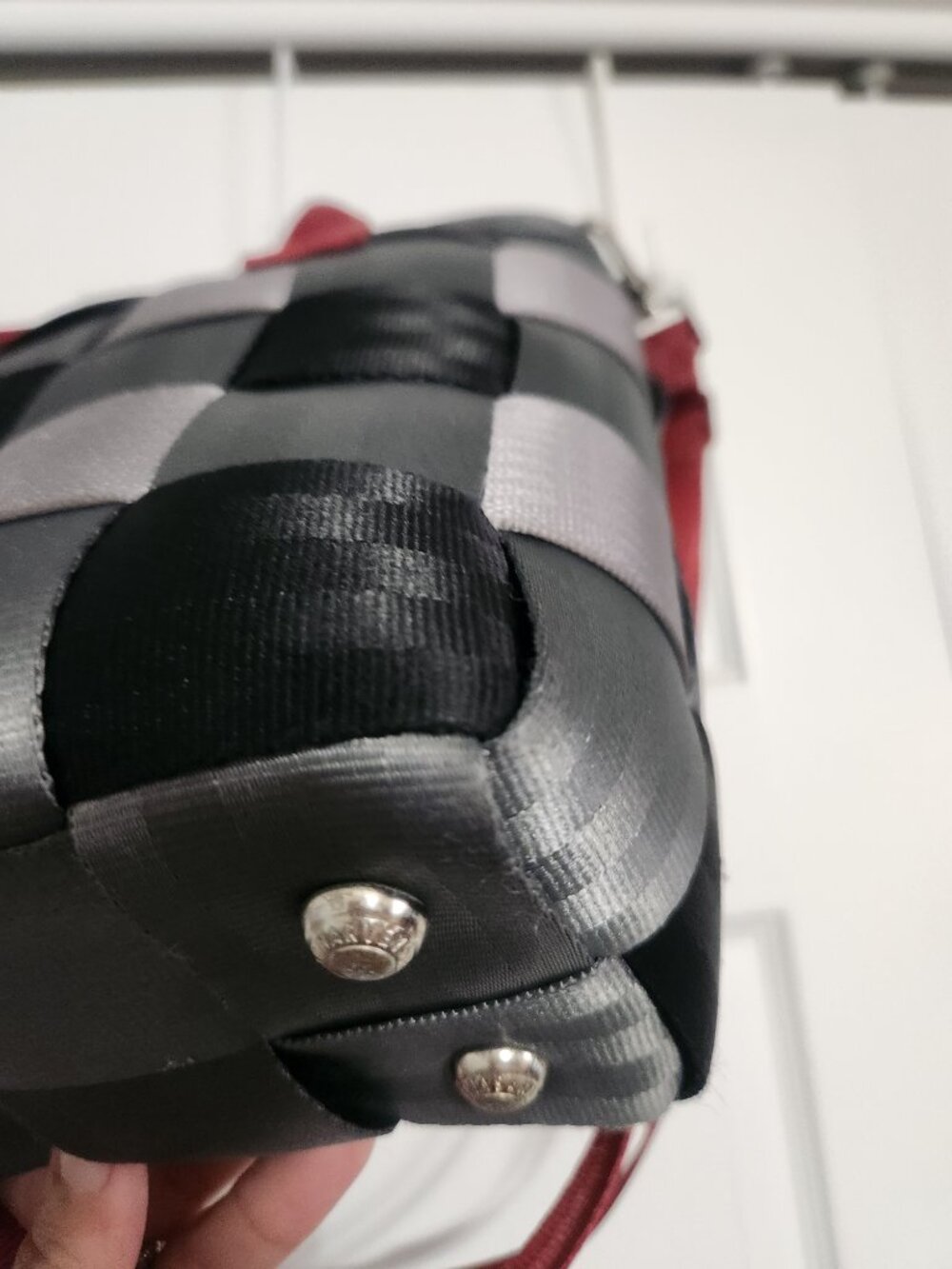 Harveys SPIRIT OF DETROIT Crossbody Tote - Picture 5 of 10